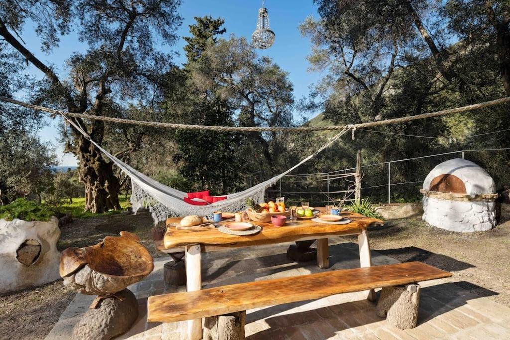 Margaritis'S Treehouse Villa Paramonas  Bagian luar foto