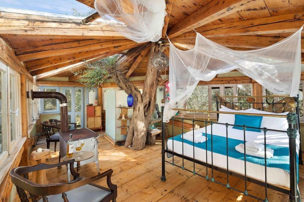 Margaritis'S Treehouse Villa Paramonas  Bagian luar foto